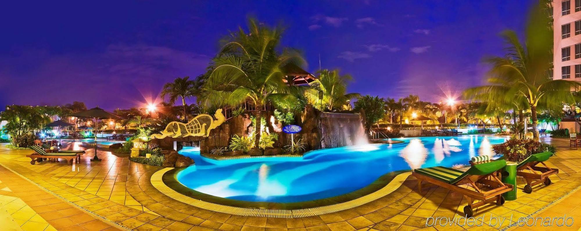 The Residences At Puri Casablanca Jakarta Exterior photo